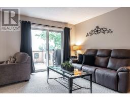 6 HILLSIDE COURT - 18
