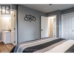 6 HILLSIDE COURT - 23