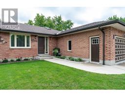 6 HILLSIDE COURT - 3