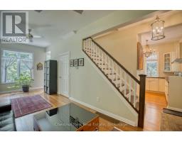 76 EVERETT ROAD - 11