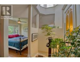 76 EVERETT ROAD - 14