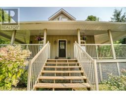 76 EVERETT ROAD - 4