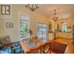 76 EVERETT ROAD - 5