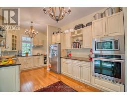 76 EVERETT ROAD - 6