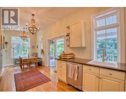 76 EVERETT ROAD - 7