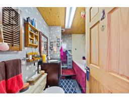 39 LITTLE FINLAND ROAD - 19