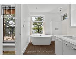 43 HOUSTON LANE - 32