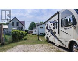 128 BRITANNIA ROAD W - 32