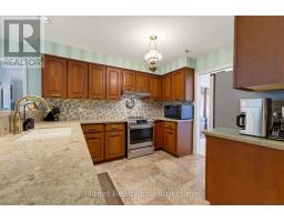 106 THORNDALE PLACE - 12