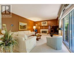 106 THORNDALE PLACE - 14