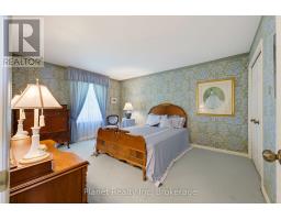 106 THORNDALE PLACE - 21