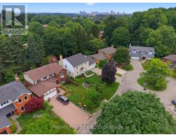106 THORNDALE PLACE - 4