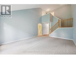 46 TERRAVIEW CRESCENT - 7