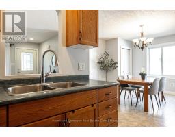 402 DOUGLAS STREET - 15