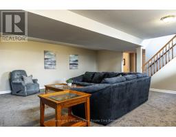 402 DOUGLAS STREET - 26
