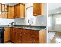 402 DOUGLAS STREET - 9