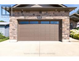 215 DJAY CRESCENT - 3