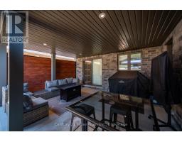 215 DJAY CRESCENT - 43