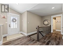 215 DJAY CRESCENT - 6
