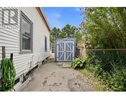 99 DUFFERIN STREET - 6