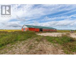 2231 BRUCE ROAD 40 - 18