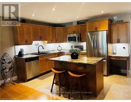 81 REDFORD DRIVE - 7