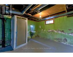 75 YOUNGS STREET - 31