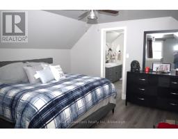 575 BARBER AVENUE N - 15