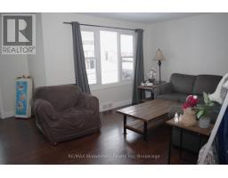 575 BARBER AVENUE N - 7