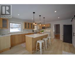 34 QUEEN STREET W - 19