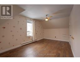 34 QUEEN STREET W - 27