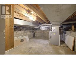 34 QUEEN STREET W - 30