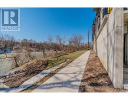 6 - 2 WILLOW STREET - 40