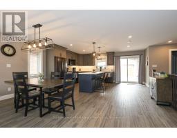 207 DUNCAN STREET - 10