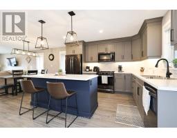 207 DUNCAN STREET - 15