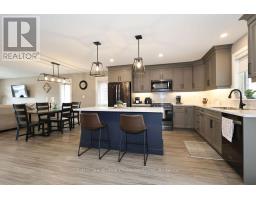207 DUNCAN STREET - 16