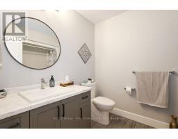 207 DUNCAN STREET - 19