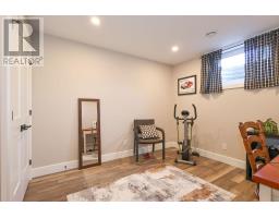 207 DUNCAN STREET - 26