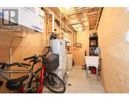 207 DUNCAN STREET - 39