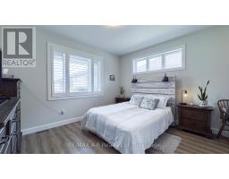 28 UPPER THAMES LANE - 12