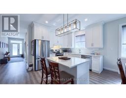 28 UPPER THAMES LANE - 7