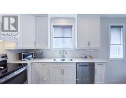 28 UPPER THAMES LANE - 8
