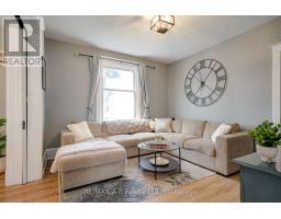 2 LOVEYS STREET E - 15