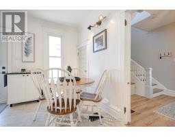 2 LOVEYS STREET E - 18