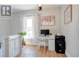 2 LOVEYS STREET E - 28