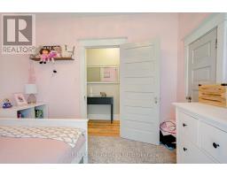 2 LOVEYS STREET E - 37