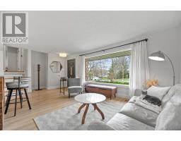 290 LANGFORD PLACE - 8