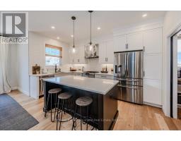 57 TRISTAN CRESCENT - 10