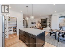 57 TRISTAN CRESCENT - 13