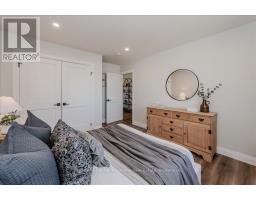 57 TRISTAN CRESCENT - 25